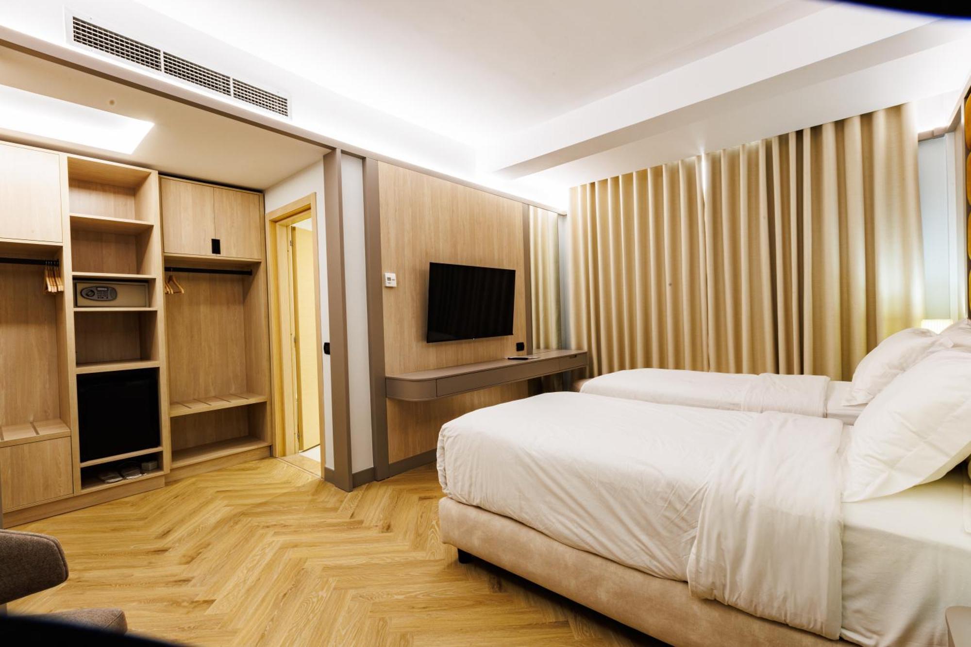 Hotel Fieri Exteriér fotografie