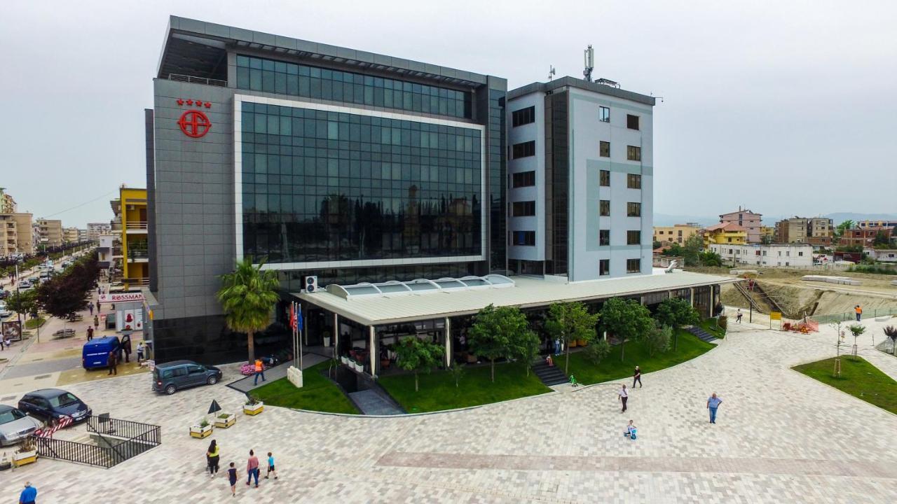 Hotel Fieri Exteriér fotografie